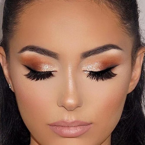 💣💥2 for $20💥💣Eyeshadow Palette - Picture 2 of 4